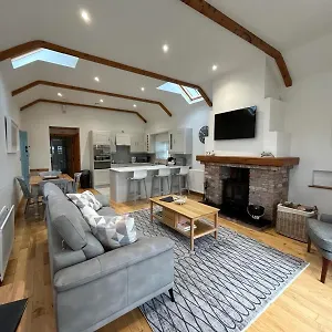 Holiday home The At Ashbrook - Charming Country Near 
